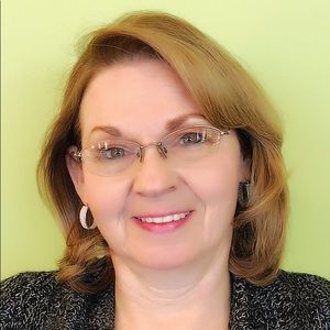 Meet your Posher, Beverly